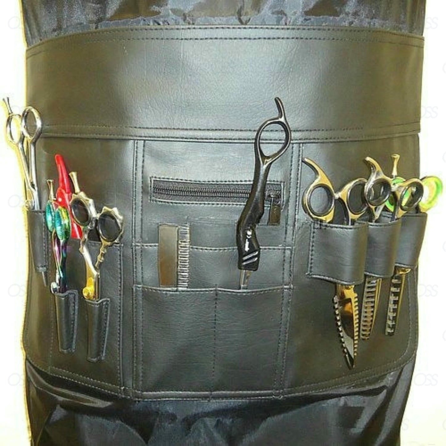 Colour / Color: Black;