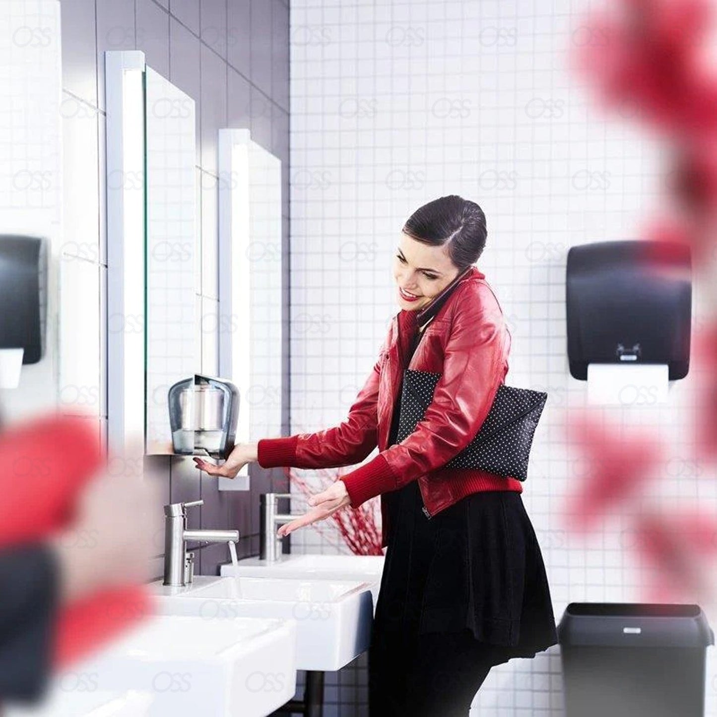 Wall Mounted Hand Paper Towel Dispenser Toilet Holder Home Bathroom Tissue Box