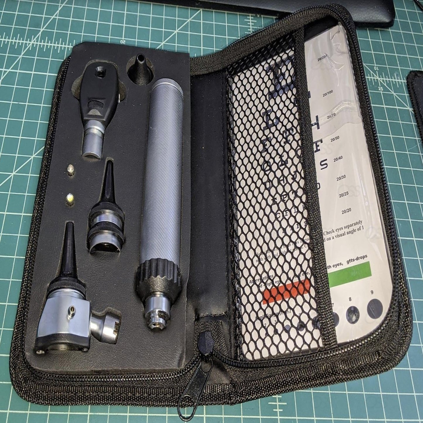 ENT Ophthalmoscope Opthalmoscope Otoscope Nasal Larynx Diagnostic Set CE Snellen Eye Chart